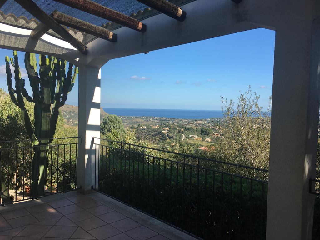 Villa Nadia Con Splendida Vista Mare Castellammare del Golfo Luaran gambar