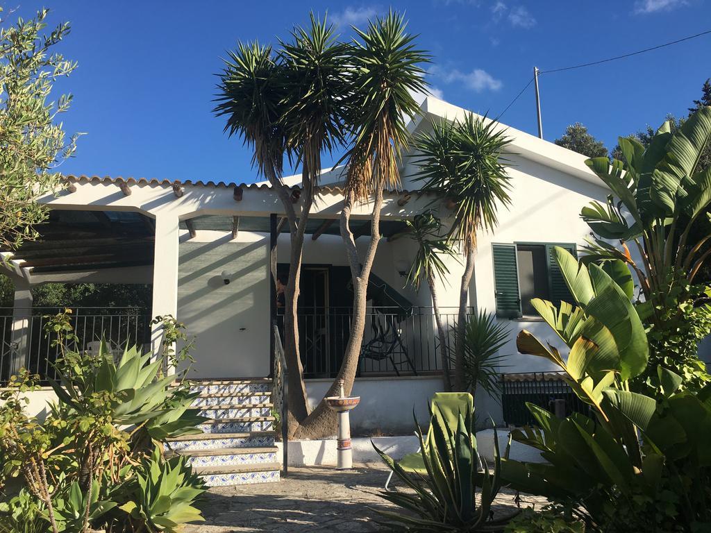 Villa Nadia Con Splendida Vista Mare Castellammare del Golfo Luaran gambar